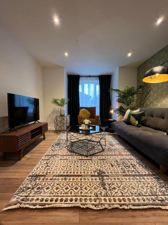 Modern 2 Bedroom Aesthetic Apt 맨체스터 외부 사진
